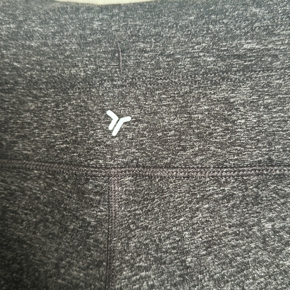 Old Navy Active High Rise Leggings - Picture 3 of 6